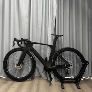 <span class=keywords><strong>Bicicleta</strong></span> de <span class=keywords><strong>Carretera</strong></span> de 24 Velocidades con Cuadro de Fibra de <span class=keywords><strong>Carbono</strong></span> T800, Llantas de Aluminio, Frenos de Disco Hidráulicos, Aerodinámica, 700C, Ligera, para Contrarreloj - Product Image 1