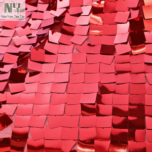 Nanyee Textile Big Dangl ing Square Karierter roter <span class=keywords><strong>Prom</strong></span> Pailletten stoff für Dekoration & Kleid - Product Image 3