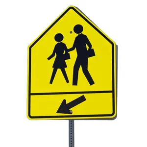 สัญญาณจราจรสัญลักษณ์คนเดินเท้าข้ามป้ายเตือนความปลอดภัยป้ายอลูมิเนียมเขตโรงเรียน