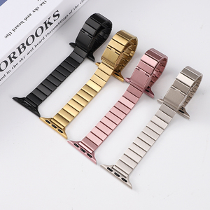 Cinturino in acciaio inossidabile compatibile con <span class=keywords><strong>Watch</strong></span> Charm per serie 7 6 5 4 3 2 1 <span class=keywords><strong>SE</strong></span>, colore Starlight, effetto bambù. - Product Image 4