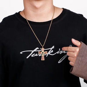 <span class=keywords><strong>Collier</strong></span> pendentif hip-hop en acier inoxydable inaltérable et étanche, croix religieuse chrétienne en bois grainé - Product Image 3