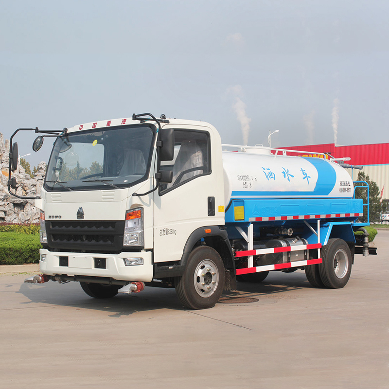 Cheap Used Mini Tanker Truck 4X2