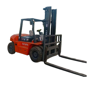 Carretilla elevadora diesel usada HELI <span class=keywords><strong>CPCD60</strong></span> de 6 toneladas con neumático doble delantero para la entrega de material al aire libre - Product Image 1