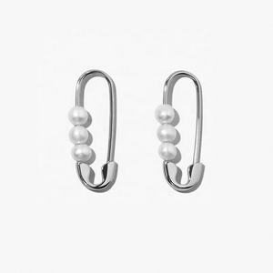 Haute qualité luxe 14k plaqué or bijoux 925 argent Sterling perle d'eau douce épingle de sûreté boucle d'oreille - Product Image 5