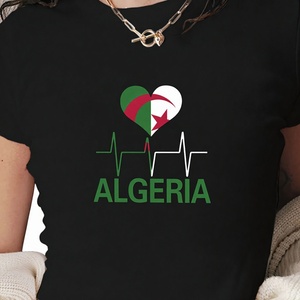 เสื้อยืดสตรีแบบสั้นทรงสลิมฟิตผ้าถักพร้อมลายพิมพ์ธง - Product Image 1