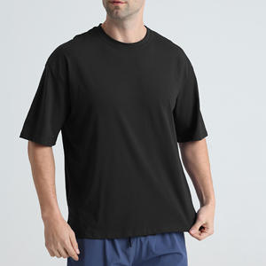 T-shirts en gros T-shirt personnalisé en coton biologique vierge imprimé numériquement T-shirt unisexe surdimensionné et lourd T-shirt à épaules tombantes - Product Image 2