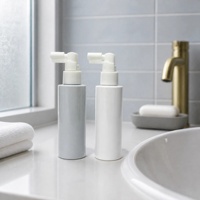 Flacon pulvérisateur transparent à épaule plate 50 ml en PET, flacon cosmétique avec pompe à long bec en PP, impression UV, étiquette personnalisée