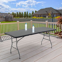 Vente chaude 180cm/6 pieds HDPE Portable en plastique pique-nique jardin Tables de fête moderne facile pliant mobilier d'extérieur pour manger