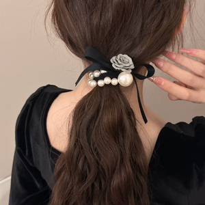 Coletero de Moda de Lujo Ligero con Lazo Negro y Flor, Diseño de Nicho Popular, Coleteros de Perlas para Mujer, Venta al por Mayor de Accesorios para el Cabello - Product Image 6