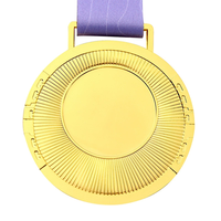 Médaille de course personnalisée pas chère avec logo 3D doré, médaille de marathon, médaille de course à pied en métal, médailles de sport personnalisées pour le football avec ruban