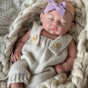 OtardDolls Poupée bébé reborn en silicone de 18 pouces, jouet souple et extensible pour adolescents de 7 à 14 ans - Product Image 4