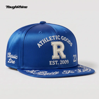 Casquette de baseball personnalisée en satin bleu de haute qualité à visière plate, broderie à la main, lettres 3D, streetwear unisexe, quatre saisons, vente en gros OEM ODM