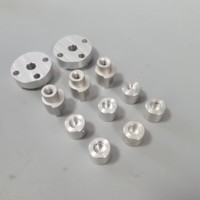 Pièces métalliques de précision en acier inoxydable et aluminium, services d'usinage CNC avec brochage, tournage, fraisage et traitement composite