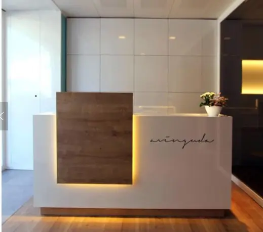 Mesa de personalização moderna do hotel, restaurante, iluminação led, recepção de pedra de quartzo