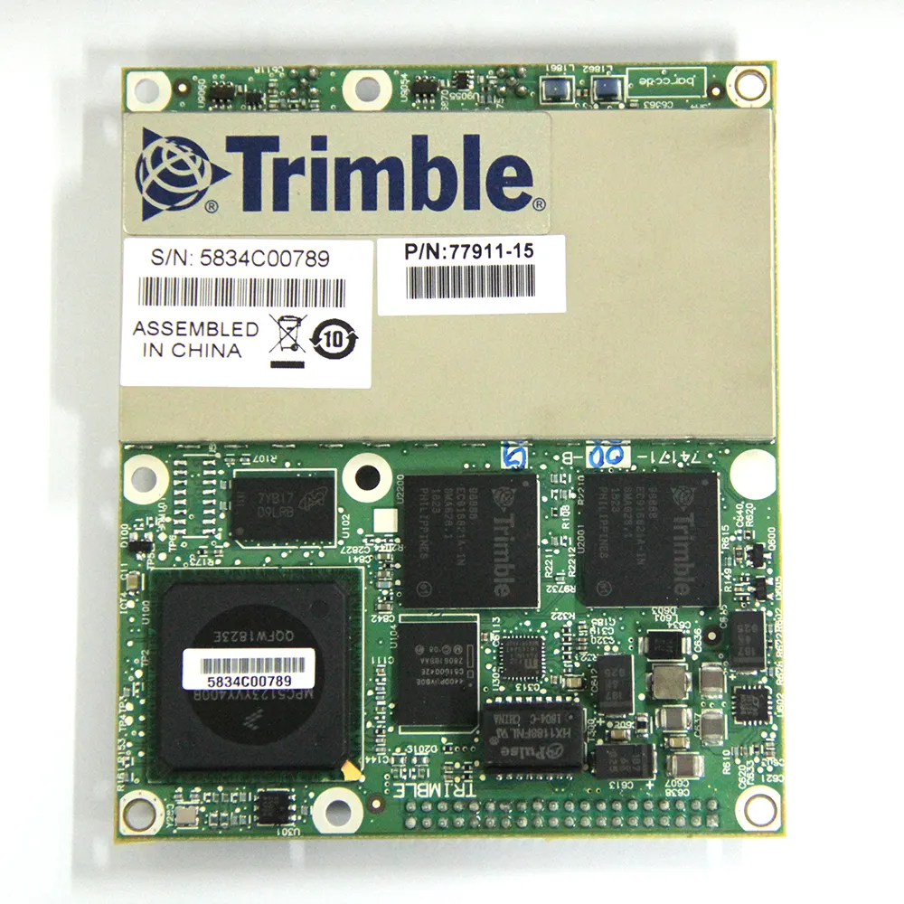 جهاز تحديد المواقع بالمركبات بدون طيار من GNSS, جهاز تشغيل آلي مزود بمنفذ ومركبات طرفية ، يعمل على تحديد المواقع بمستوي سنتيمتر ، طراز Trimble BD982