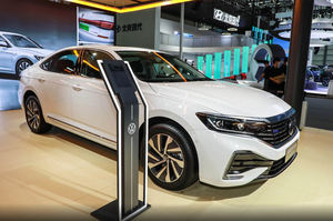 2022 para Volkswagen para <span class=keywords><strong>Passat</strong></span> PHEV 430phev Plug-In <span class=keywords><strong>Hybrid</strong></span> 6 velocidades doble embrague sedán 4 puertas 5 plazas cuero usado Turbo izquierdo - Product Image 2