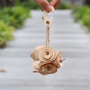 ของเล่นทำมือ Muxuan ดอกไฮเดรนเยีย ดอกโบตั๋น ของเล่นสำหรับนก บรรเทาอาการคัดจมูก อุปกรณ์สำหรับนก - Product Image 1