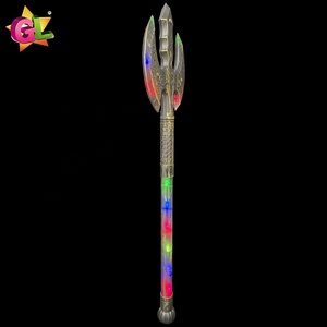 Prodotto di Tendenza 2026: Giocattolo per Bambini Ascia Medievale Luminosa in Plastica, Giocattolo LED Decorativo per Feste di Halloween e Cosplay - Product Image 2
