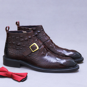 Bottes Chelsea pour hommes en cuir de haute qualité, style britannique, à fermeture éclair, pour occasions formelles et décontractées. - Product Image 3