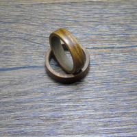 Bague personnalisée en bois de santal noir, Bracelet Empress en bois de santal vert, Bague en bois de santal violet 'Chicken Blood Vine'