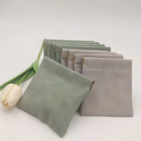 Pochette à bijoux OEM en PU pour dame organisateur de voyage pour pièces de monnaie organisateur de parfum de luxe petits sacs étanche à l'eau fermeture automatique sac de beauté étui