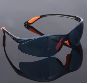 Lunettes <span class=keywords><strong>de</strong></span> sécurité industrielles anti-poussière polliniques avec protections latérales Équipement <span class=keywords><strong>de</strong></span> <span class=keywords><strong>protection</strong></span> <span class=keywords><strong>individuelle</strong></span> pour les soins oculaires <span class=keywords><strong>de</strong></span> construction anti-incendie - Product Image 2