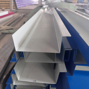 GUANGQIA Offre spéciale Perle d'angle en métal <span class=keywords><strong>Bande</strong></span> <span class=keywords><strong>de</strong></span> protection d'angle en forme <span class=keywords><strong>de</strong></span> L Matériaux <span class=keywords><strong>de</strong></span> construction - Product Image 5