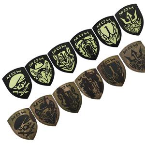 Médaille d'honneur accessoires liés au jeu réfléchissant magnétique thermocollant patch épaule <span class=keywords><strong>insigne</strong></span> <span class=keywords><strong>lumineux</strong></span> veilleuse chapeau - Product Image 1