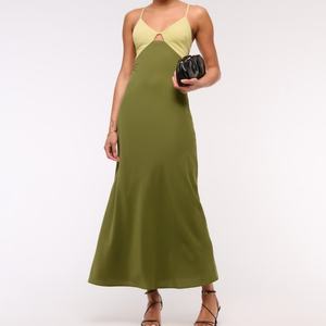 เดรสลำลองฤดูร้อนขายดีจากโรงงาน ผู้ผลิตโดยตรง สวมใส่สบาย สีพื้น เรียบหรู เซ็กซี่ แขนกุด ทรงเอไลน์ - Product Image 1