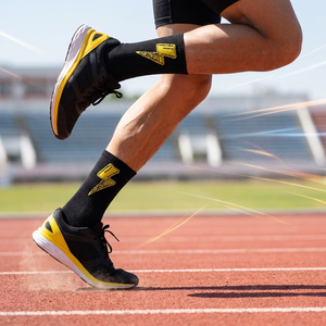 Chaussettes de sport personnalisées avec logo ODM, chaussettes de sport en coton léger et rembourrées, chaussettes de sport tricotées pour le cyclisme - Product Image 2