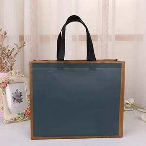 Sacs tissés personnalisés en gros avec motif rayé, écologiques, non-tissés, à poignées, réutilisables pour les promotions - Product Image 5