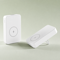 Batterie externe magnétique sans fil 5000mAh 10000mAh format poche avec porte-clés pour les voyages et le bureau
