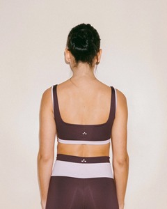 <b>Women</b> Color Blocking Scoop Neck Sports With Contrast Binding Breathable Spandex Polyester Yoga Bra Tank Top And <b>Leggings</b> Sets - Product Image 3