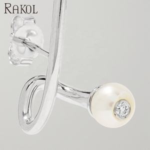 RAKOL EP2667 Clips de oreja de diamantes de imitación coreanos Pendientes de cristal simples - Product Image 2