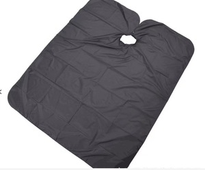 Tablier de coiffeur rose personnalisé avec logo pour salon de coiffure et maquillage, avec boutons-pression - Product Image 4