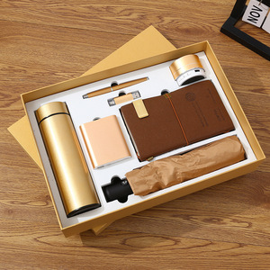 Coffret Cadeau d'Entreprise pour Réunion Annuelle et Souvenir d'Événement d'Entreprise avec Batterie Externe, Parapluie et Haut-parleur - Product Image 2