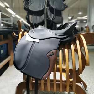 Selle de dressage pour <span class=keywords><strong>cheval</strong></span> en cuir souple pour l'entraînement et les performances de dressage - Product Image 5