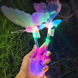 Cadeaux magiques bâton lumineux coloré led enfants l'adorent jouets lumineux papillons colorés bâtons de paillettes cadeaux de fête - Product Image 4