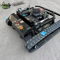 Tondeuse à gazon industrielle compacte télécommandée sans fil sur chenilles, hauteur de coupe max. 1000 mm, moteur 4 temps, conception étroite pour espaces restreints