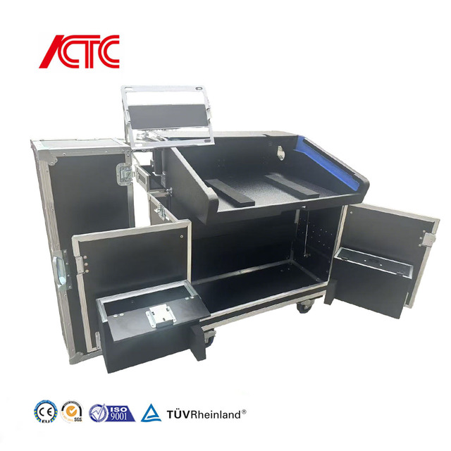 Black Universal Adjustable Stackable 40"-55" LCD/LED/Plasma TV Mixer Flight Case With 4" Wheels