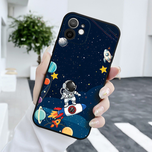 Coque de téléphone portable antichoc en TPU noir mat de luxe avec motif astronaute et ciel nocturne pour iPhone 15 Pro Max et 18 Pro Max - Product Image 6