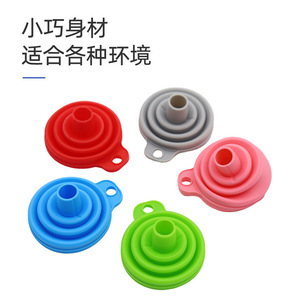 Silicone Foldable Funnel Green Kitchen Oil Pouring Liquid Transfer Tool - Product Image 4