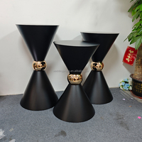 Prix usine blanc noir métal cylindre Dessert Table or présentoir gâteau socle pour la décoration de mariage