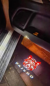 Luz de Bienvenida para Puerta de Coche, Proyector Láser LED con Logotipo, Luz de Puerta para Mitsubishi PAJERO 2007-2019 GRANDIS 2010-2019 - Product Image 6