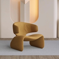 Combinaison moderne de table à thé et de chaises rondes tuftées pour le balcon de l'hôtel Chaise à bascule élégante de loisirs Design