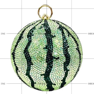 Sac à main de soirée classique pour femmes de luxe, tendance et décontracté, avec un motif chic et des strass - Product Image 1