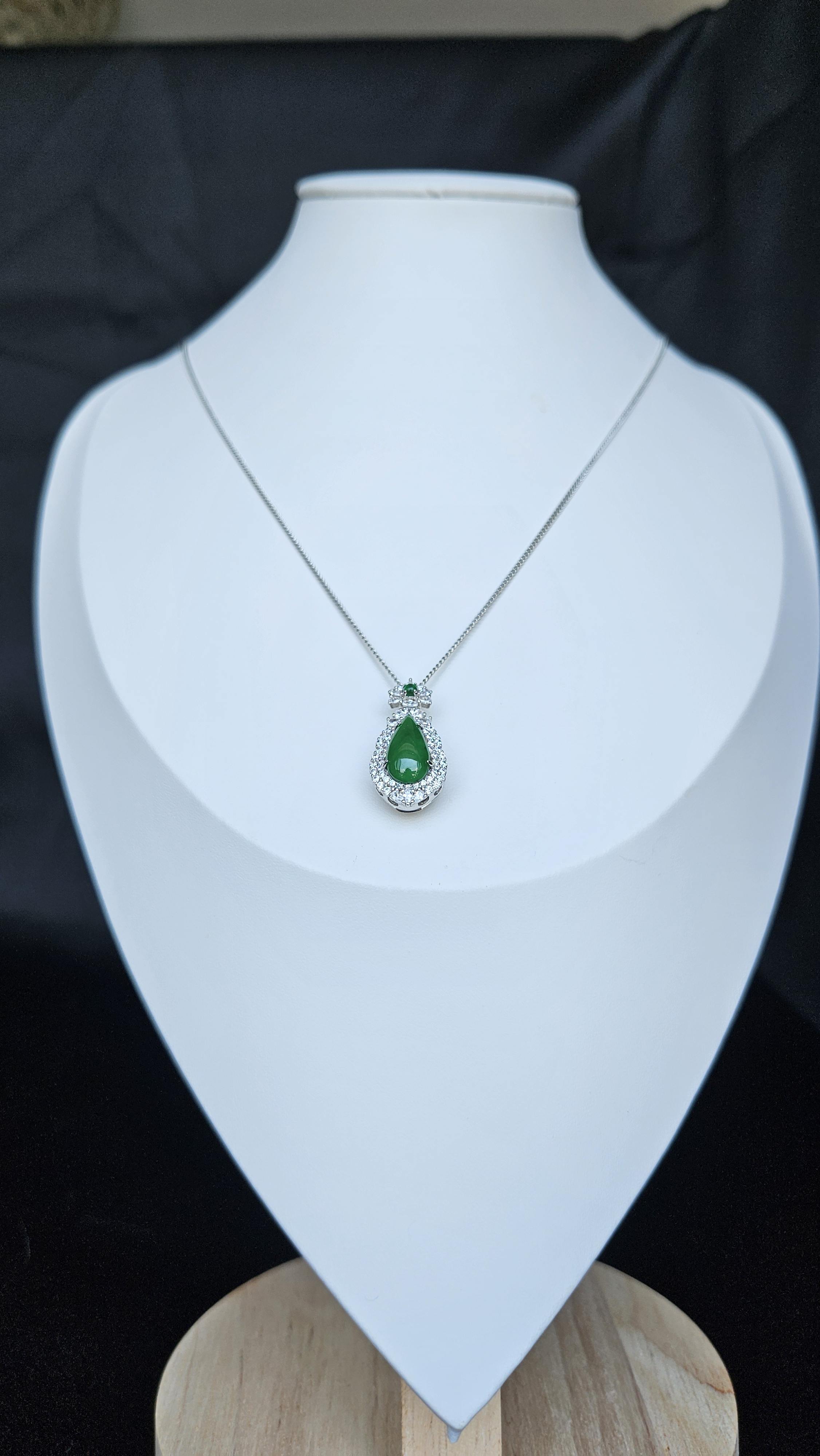 สีเขียว