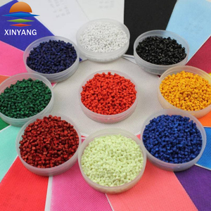 Fabricant professionnel PE PP PET Résine Matière première Film Qualité Jaune Couleur Masterbatch - Product Image 1