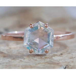 Anillo de Plata de Ley 925 con Piedra Lunar Arcoíris de Corte Hexagonal, Estilo Clásico, para Bodas, Fiestas o Aniversarios - Product Image 2