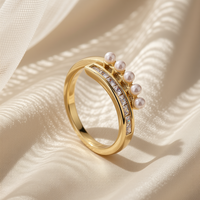 Bague élégante et tendance pour femme en laiton plaqué or 14 carats avec perle, bague de fiançailles et de mariage empilable, cadeau idéal pour elle